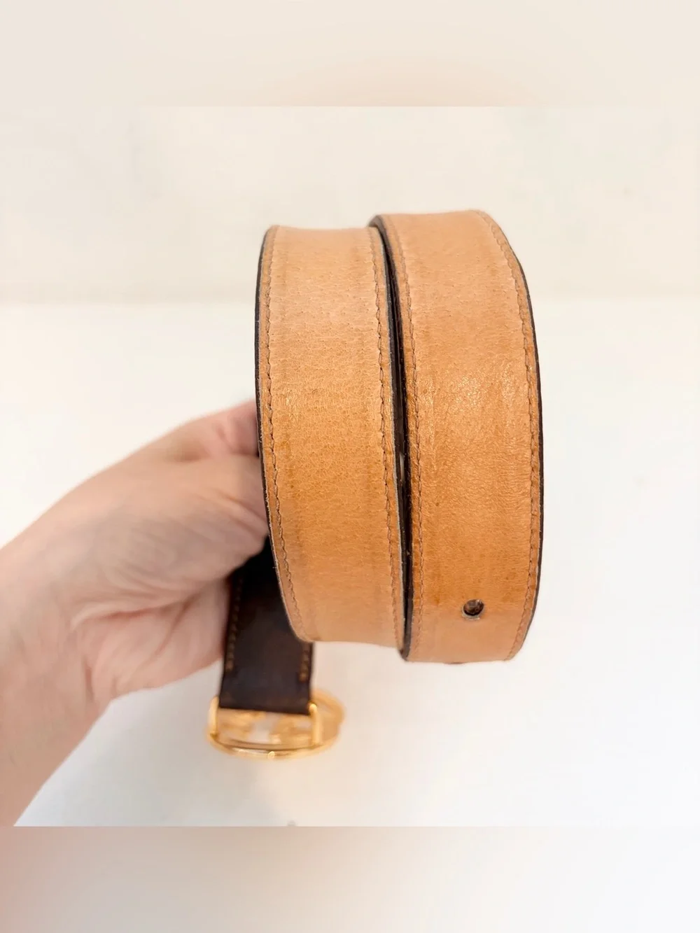 Auth Vintage Gucci GG Skinny Brown Leather Belt Gold Buckle 70/28